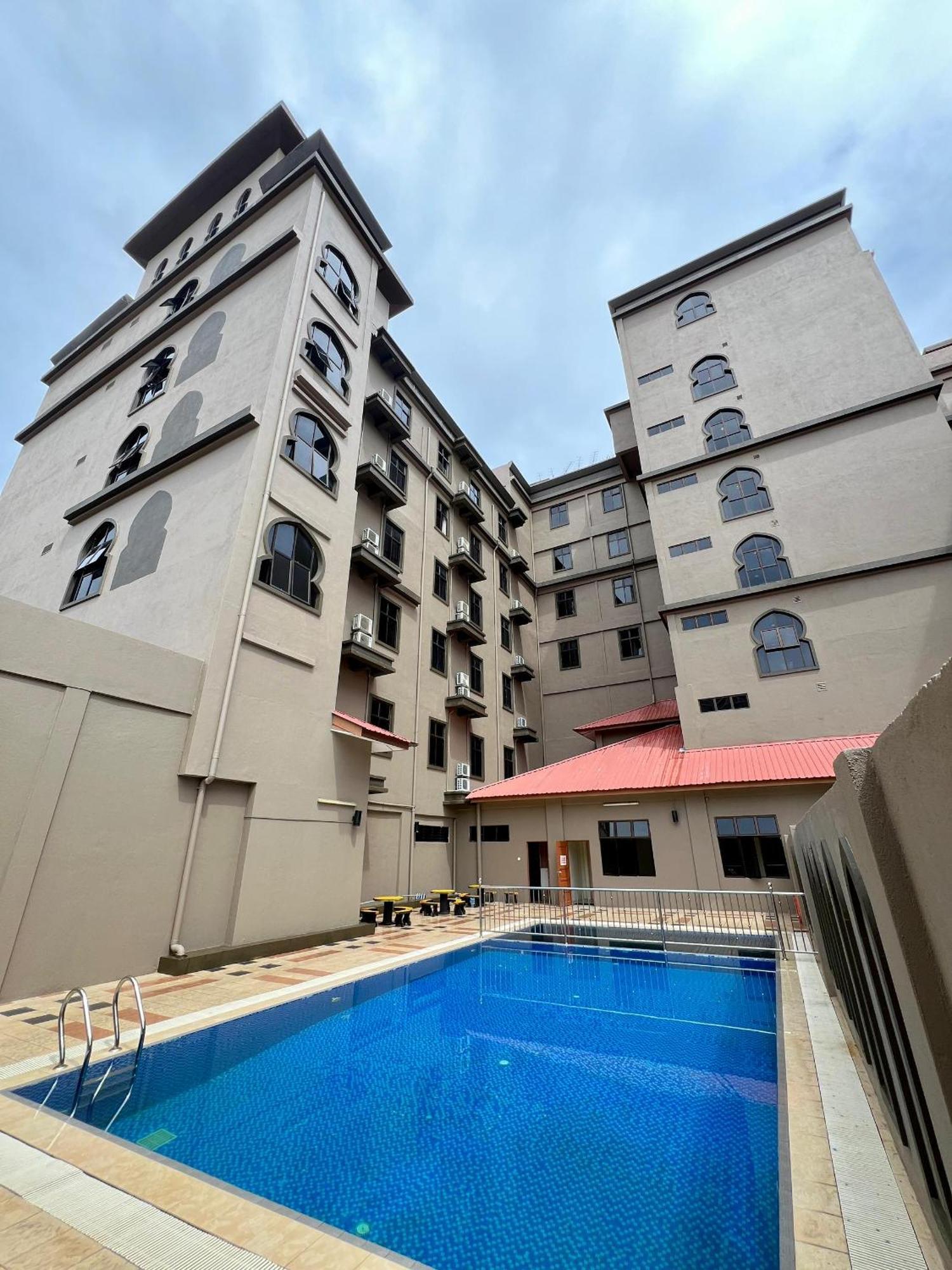 The Grand Puteri Hotel Kuala Terengganu Exteriör bild